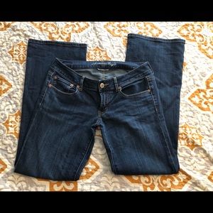 Size 6 American Eagle Favorite Boyfriend Jeans